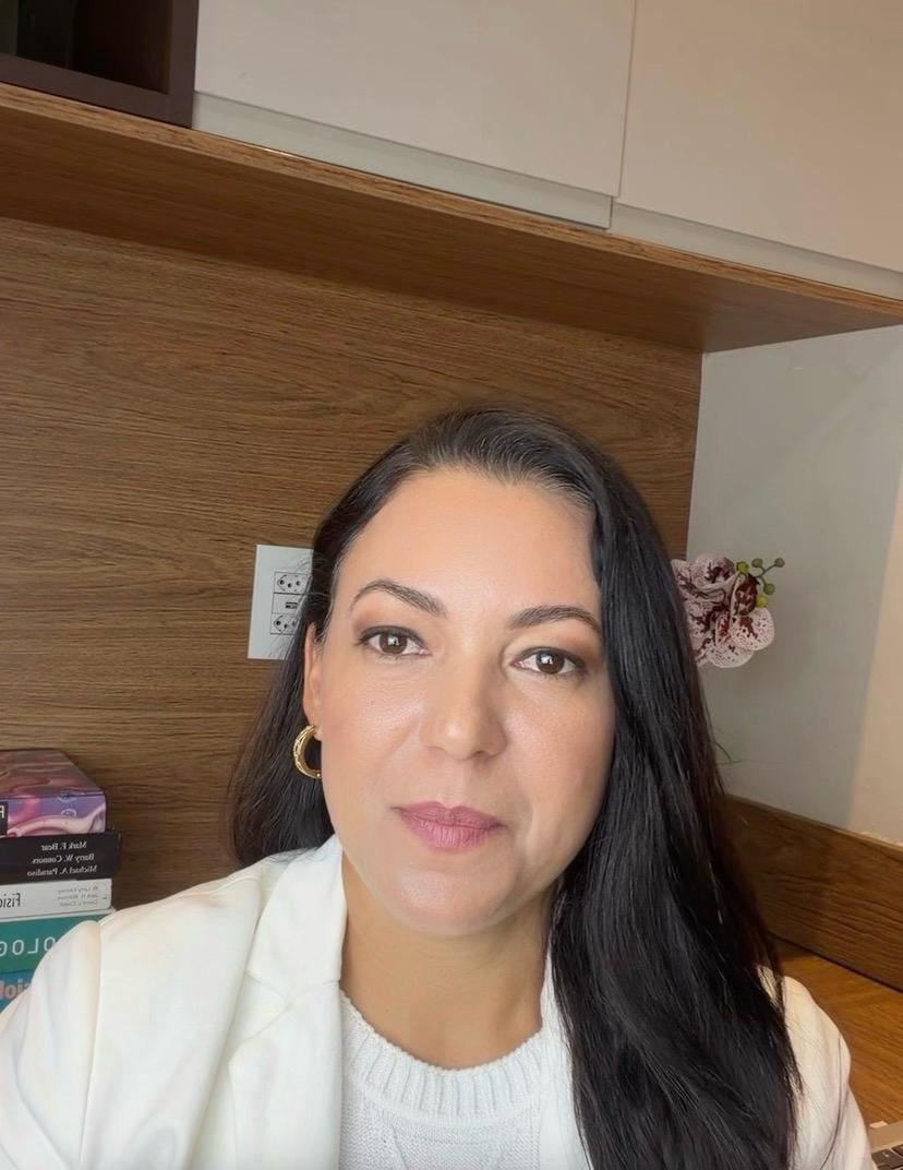 Dra. Cletiana Fonseca